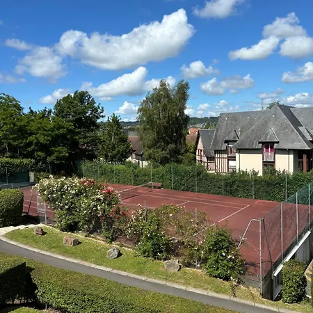 Duplex Tres Proche De Tennis Et Piscine *